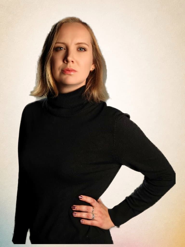 Елена — мастер типографии «Возрождение»